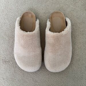 Princess Polly Slide On Flats